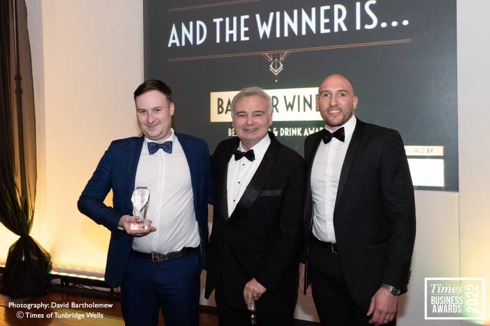 James Fitzgerald (Balfour Winery), Award sponsor Charlie Harding (SitSmart) & Eamonn Holmes