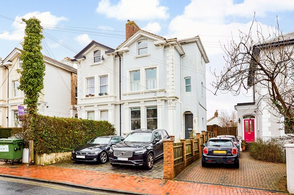 The frontage of this house on St James Road, Tunbridge Wells is impressive and has parking.