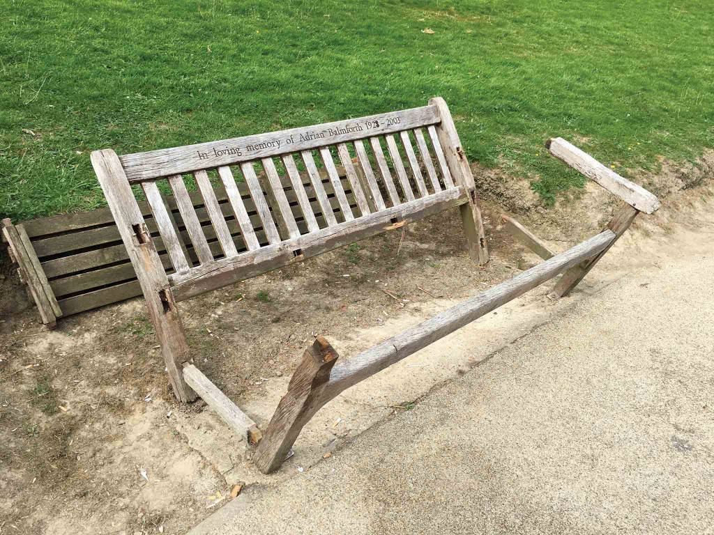 Calverley Grounds bench