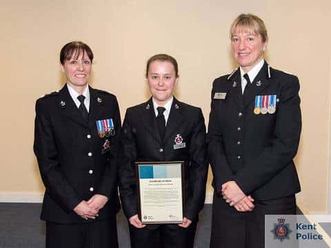Chloe Youngs receives her certificate