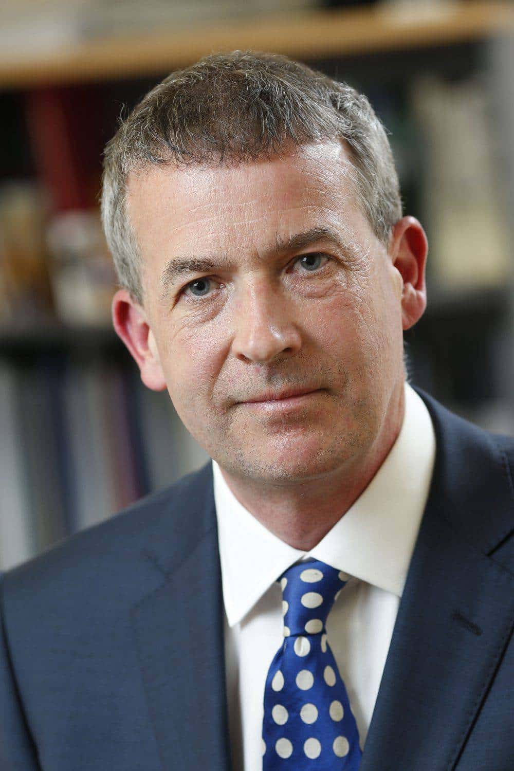 Councillors urged to vote for their own pay cut