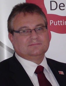 Steve Uncles