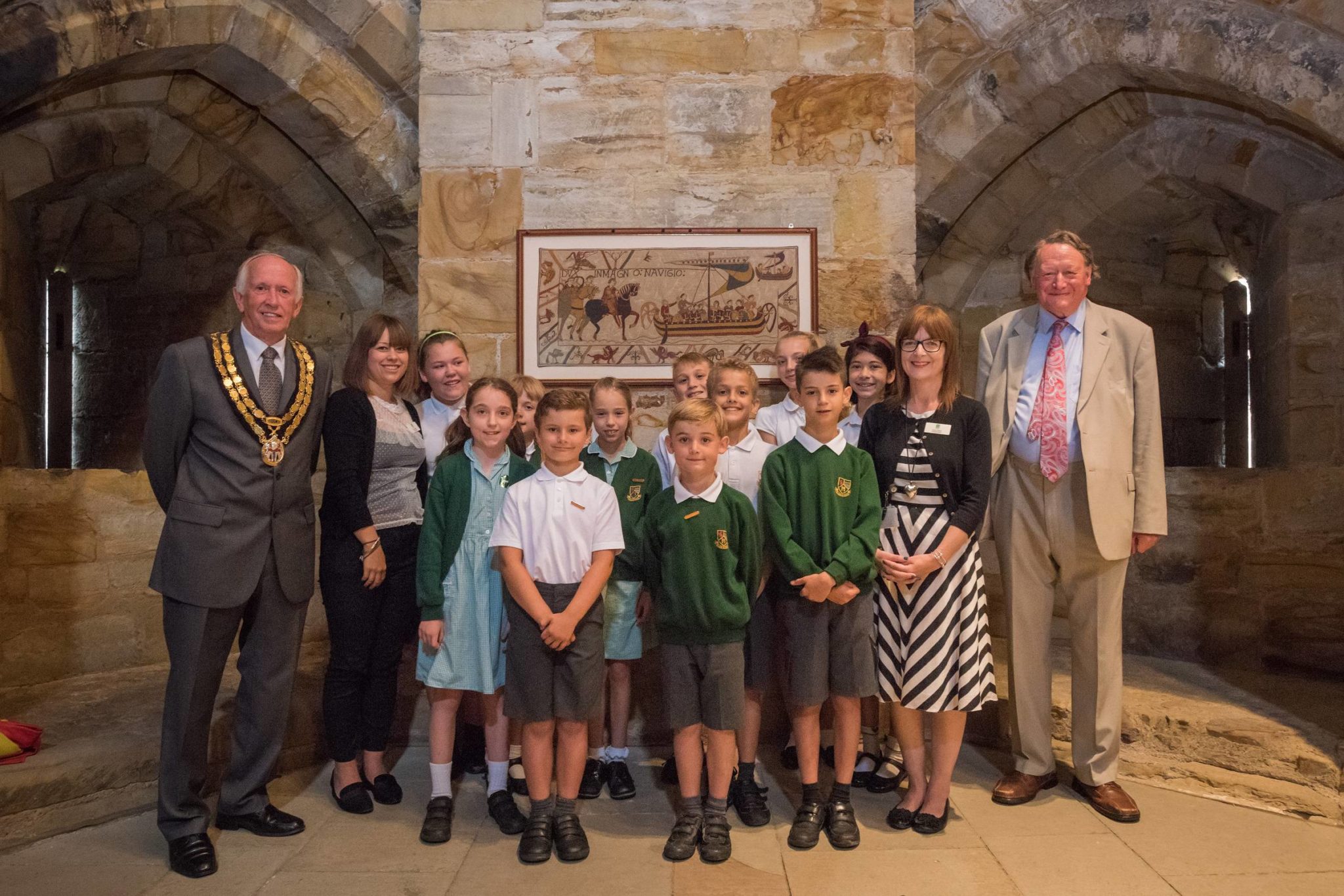 Veteran Tonbridge MP donates tapestry