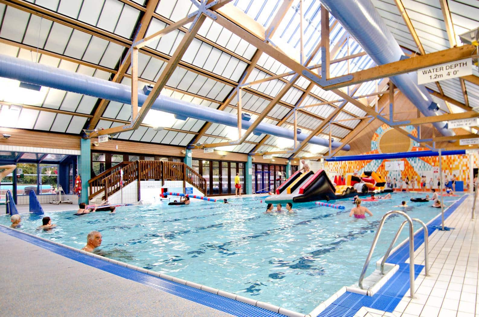 Tonbridge swimming pool only closes for one day