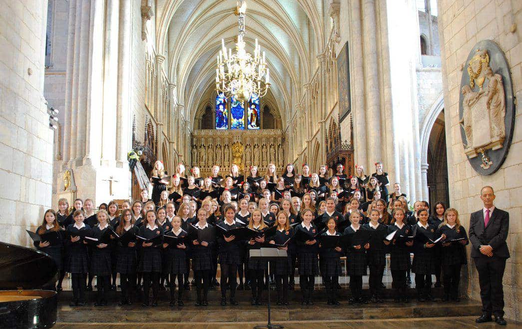 Tonbridge Grammar girls 'raise the roof' in cathedral