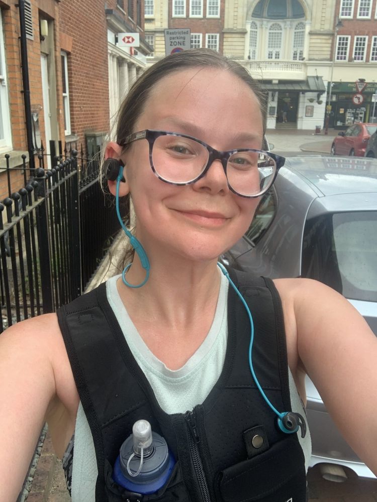 Runner takes on the London Marathon in father's memory