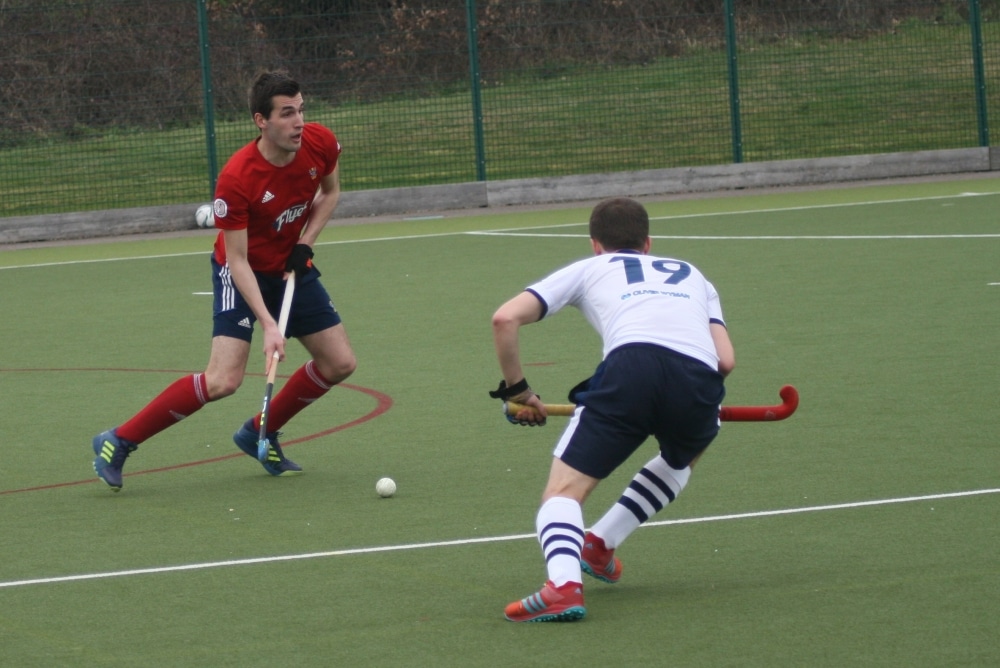 Hockey: Spencer prove too strong for Tunbridge Wells