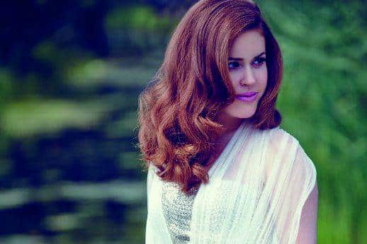 Classical crossover star will perform No 1 album in Tonbridge