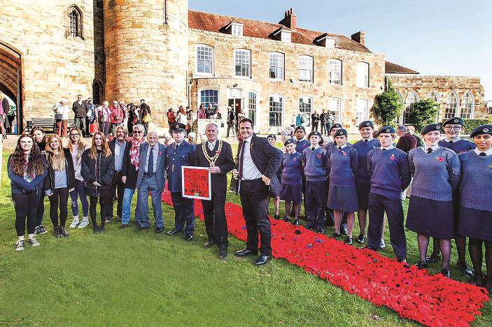 Tonbridge rolls out the red carpet for those who gave their lives in war