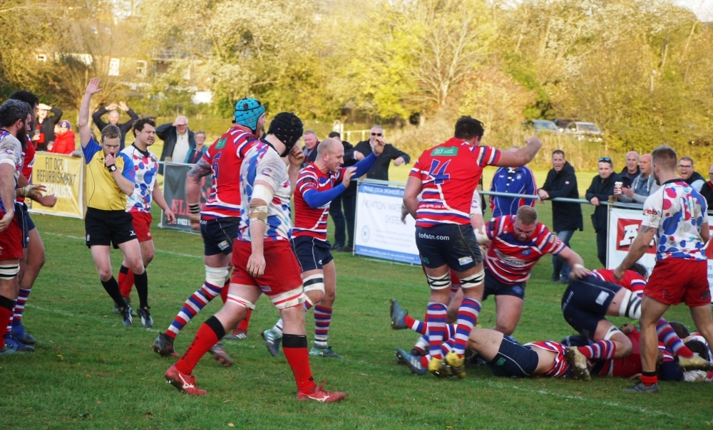 Rugby: Coxon-Smith edges frantic battle for Tonbridge Juddians
