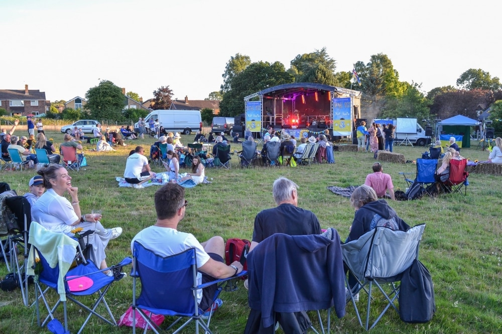 Rustonbury' festival raises  close to £3,000 for Ukraine