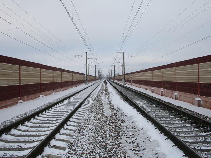 Snow and ice causes Southeastern station closures